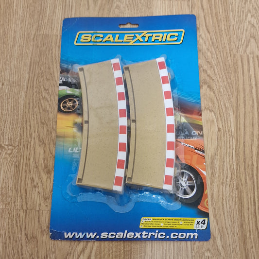 Scalextric C8282 Radius 4 Curve Inner Borders & Barriers 22.5° 'BP' x 4 NEW