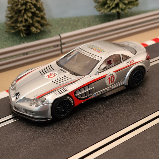 Scalextric C3116 Mercedes SLR McLaren 722 GT #10 *LIGHTS* #MWS