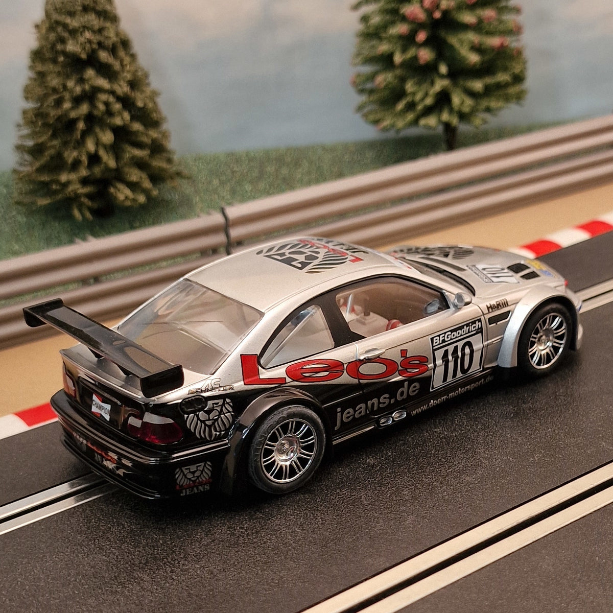 NINCO 50288 BMW M3 GTR "Leo's" #110 Slot Car