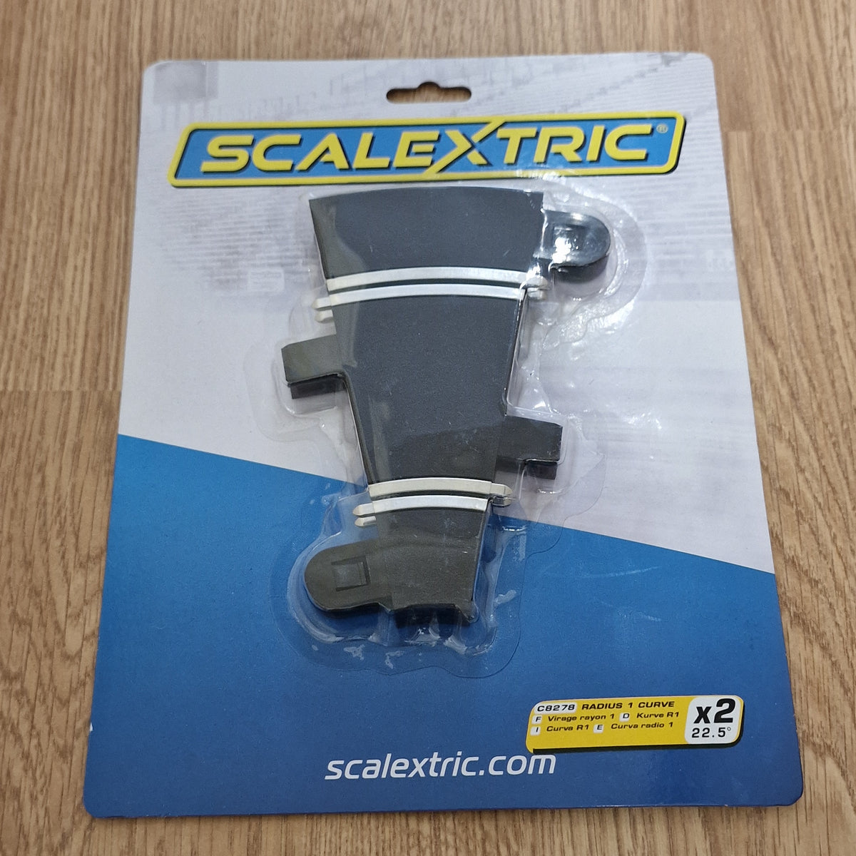 Scalextric C8278 Radius 1 Curve 22.5° 'V' x 2 NEW