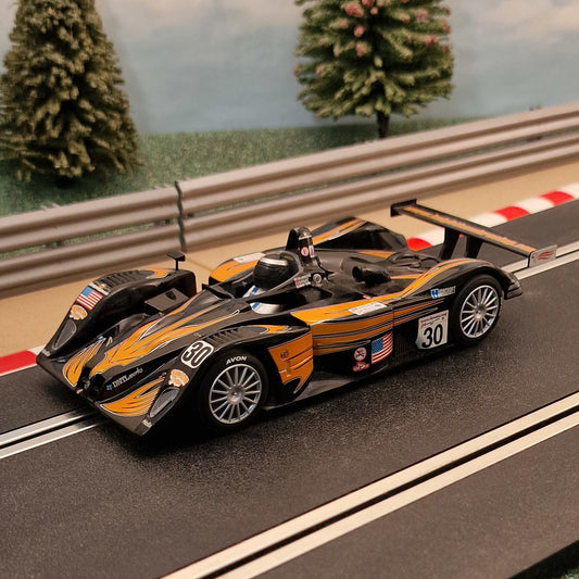 Scalextric C2367 MG Lola Knighthawk Le Mans #30 *LIGHTS* #E