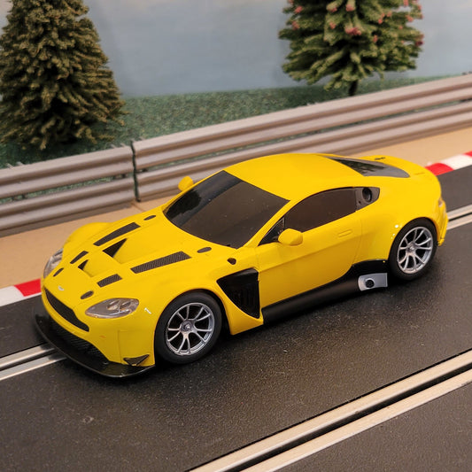 Scalextric 1:32 Car - Yellow Aston Martin Vantage GT3 #WS