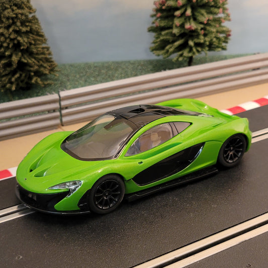 Scalextric 1:32 Car - C3756 Mantis Green McLaren *LIGHTS* P1 #CL