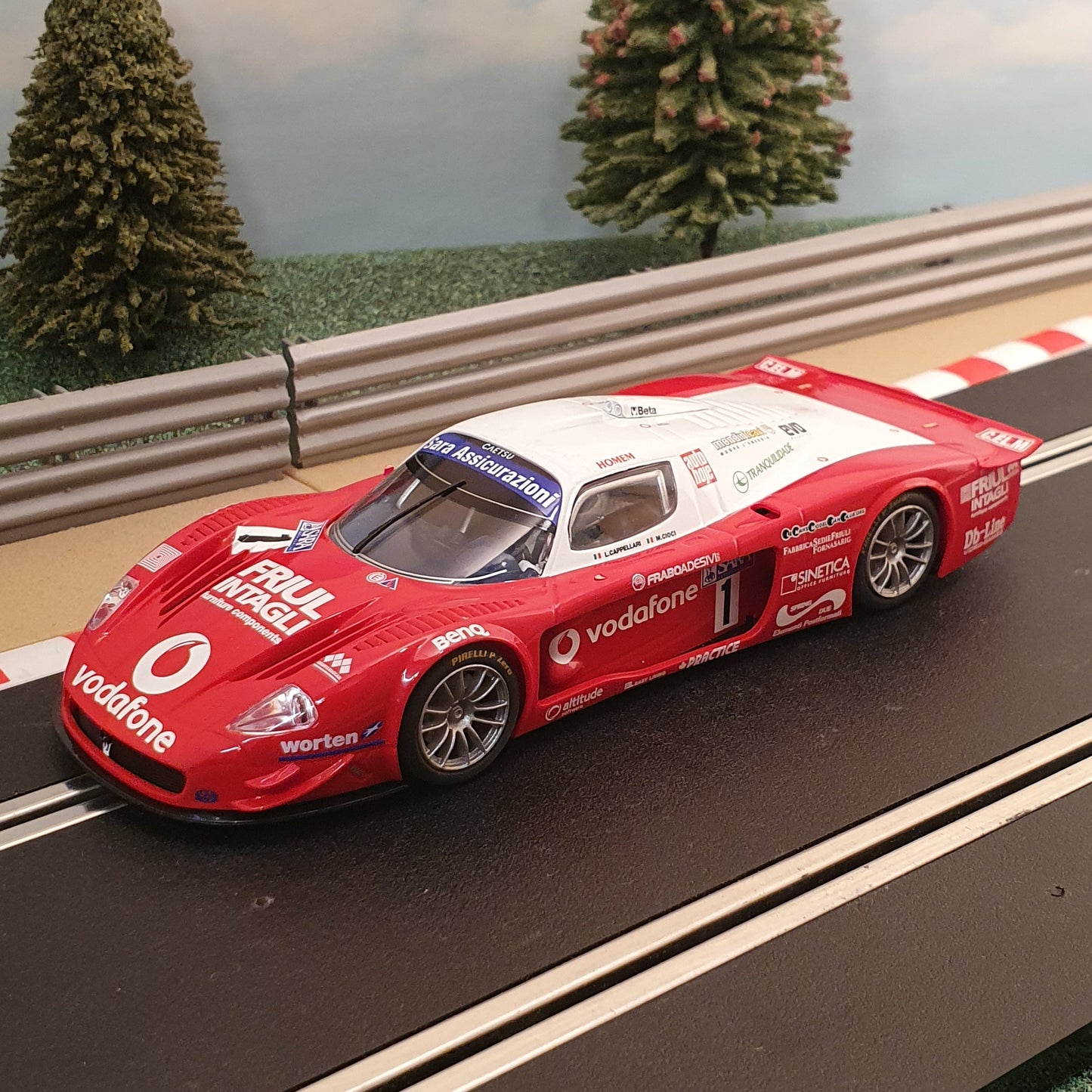 Scalextric 1:32 Car - C2784 Red Maserati MC12 #1 *LIGHTS* Cappellari #MS