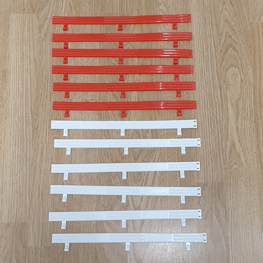 Scalextric 1:32 Barreras de pista Armco Fence - 6 rojas, 6 blancas extralargas