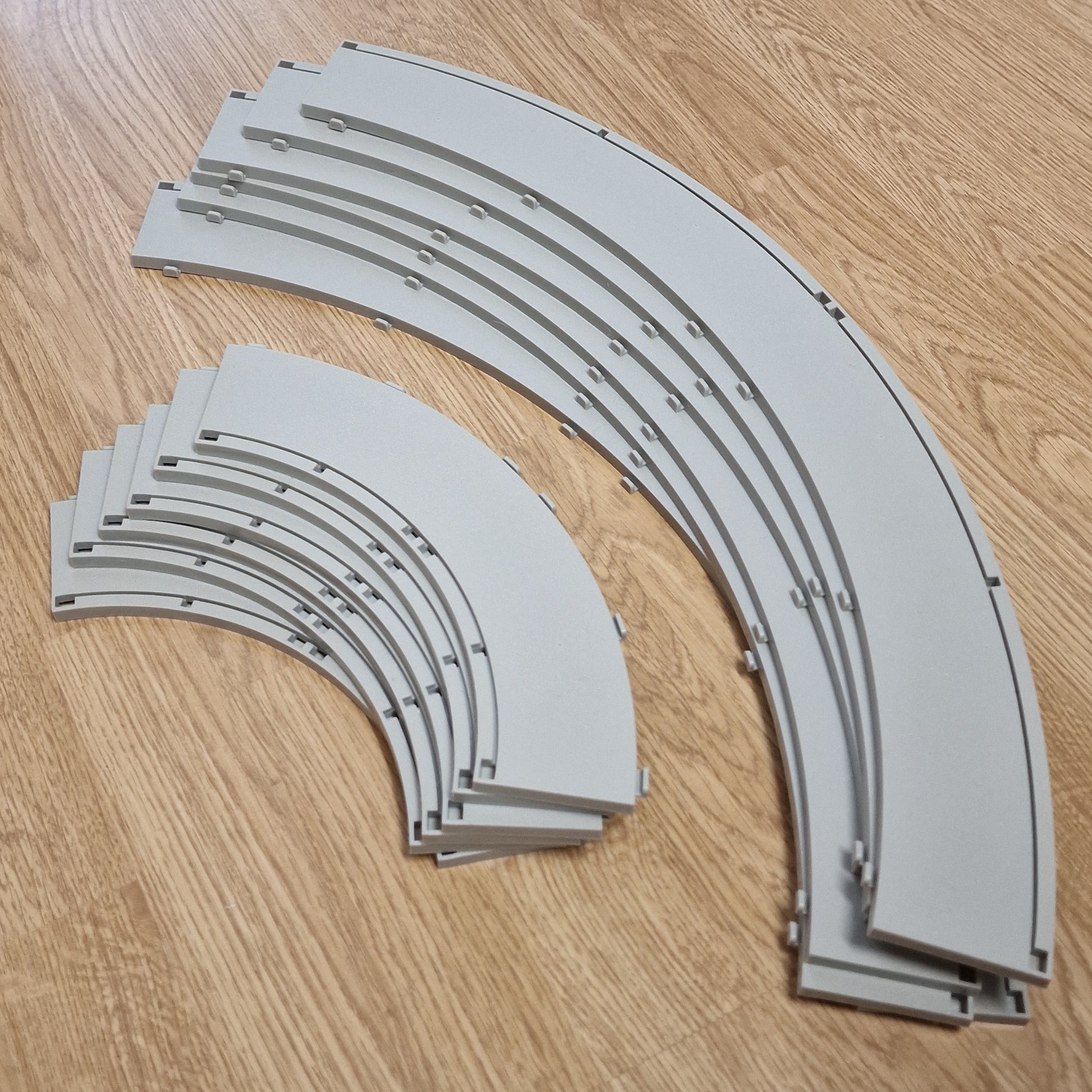Scalextric Sport 1:32 Rad2 Grey Borders Inner x 6 & Outer x 6