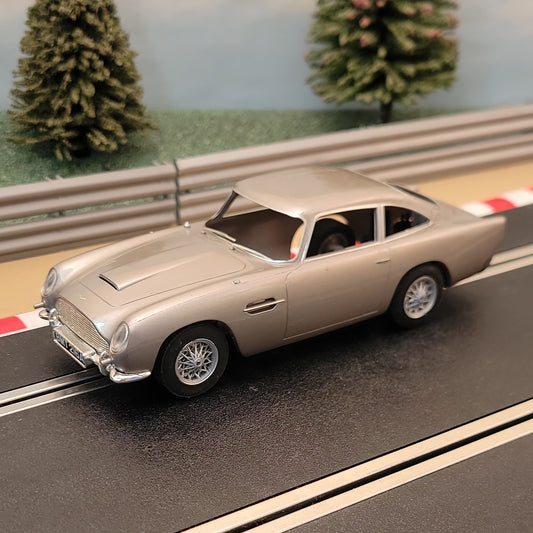 Scalextric 1:32 Car - James Bond 007 Aston Martin DB5 #Q