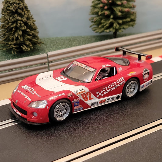 Coche Digital Scalextric 1:32 - C2691D Rojo Dodge Viper #92 *LUCES* #MW