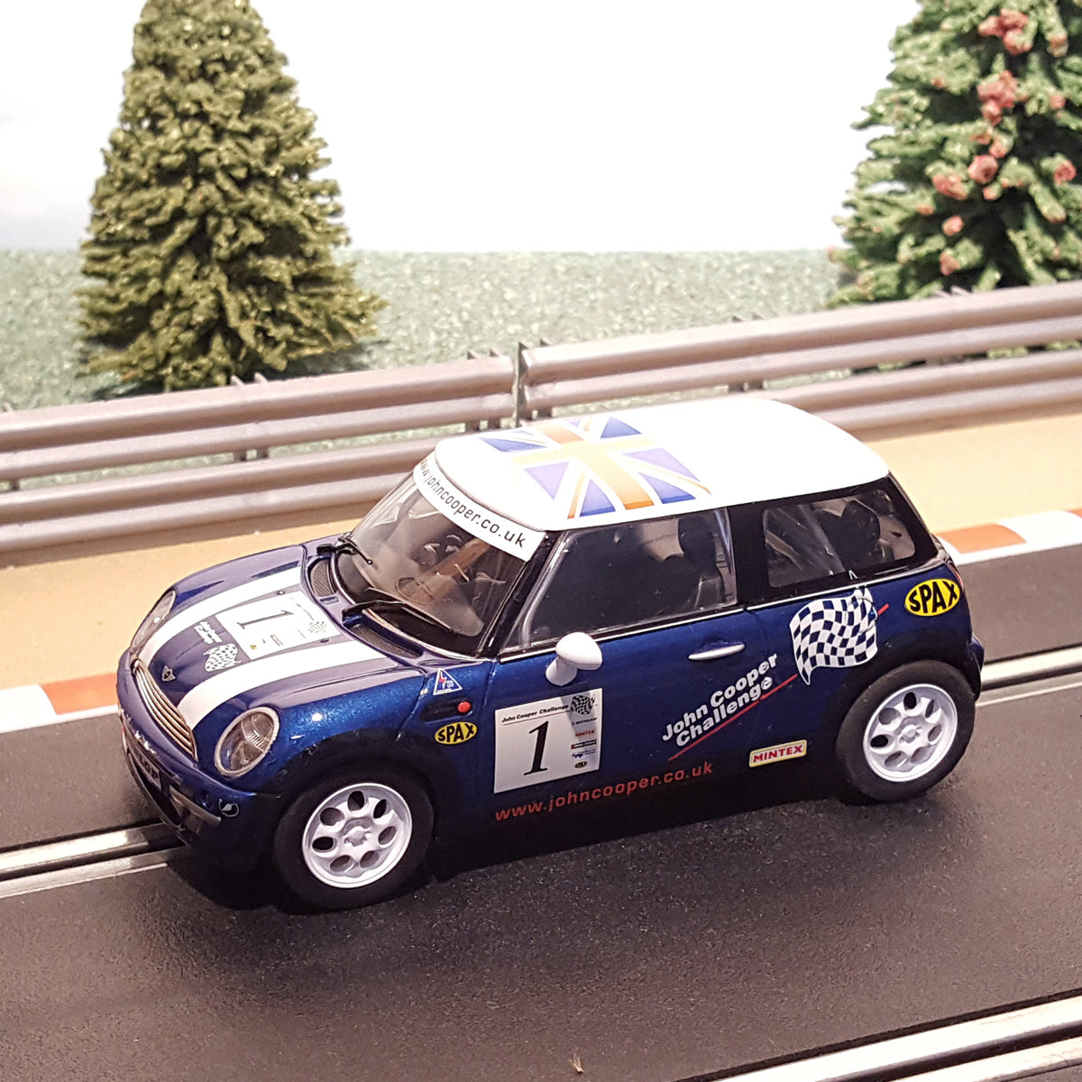 Coche Scalextric 1:32 - C2527 Azul BMW Mini Cooper Union Jack #1 *LUCES* #E