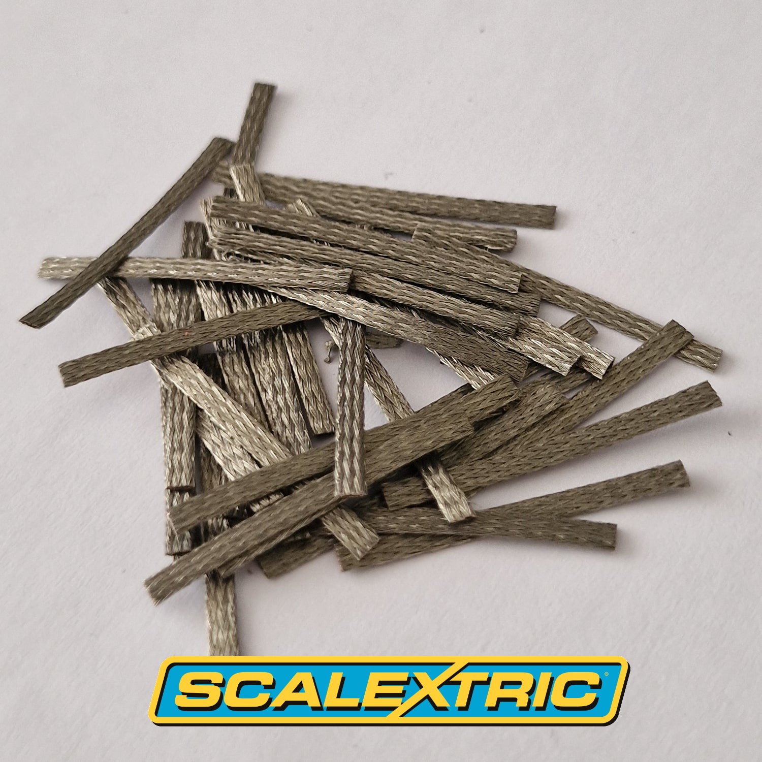 Scalextric C8075 Standard Pick-up Braids / Brushes x 30