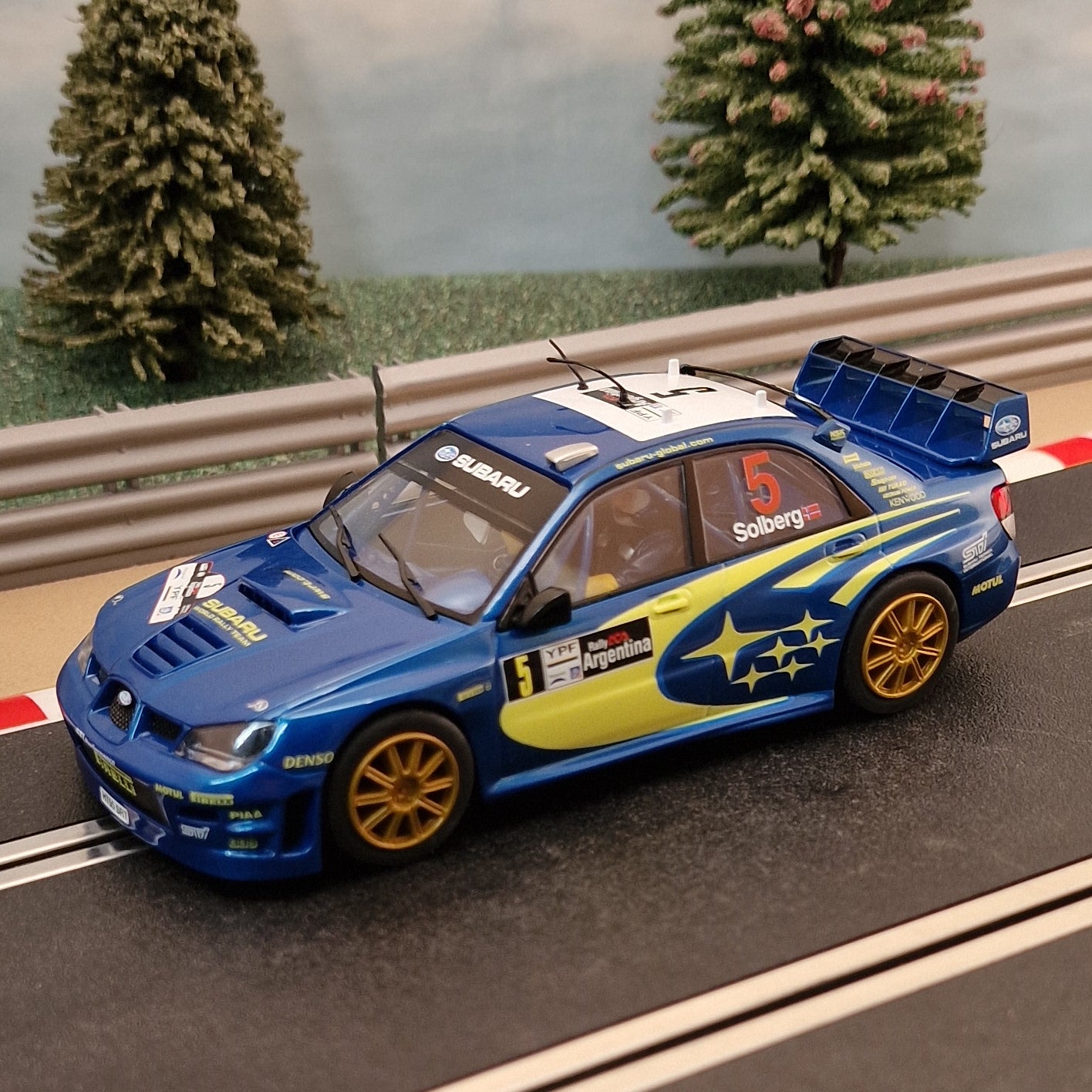 Coche Scalextric 1:32 - C2749 Subaru Impreza WRC 4WD Solberg #5 *LUCES* #E