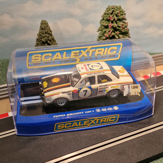 Scalextric 1:32 Car - C3099 Ford Escort Mk 1 East African Safari #7 *LIGHTS*