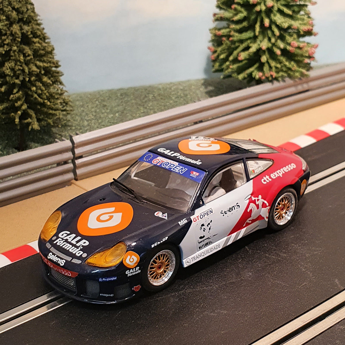 Scalextric Digital C2849D Porsche 911 GT3R Galp #51 *LIGHTS* #MSa 3