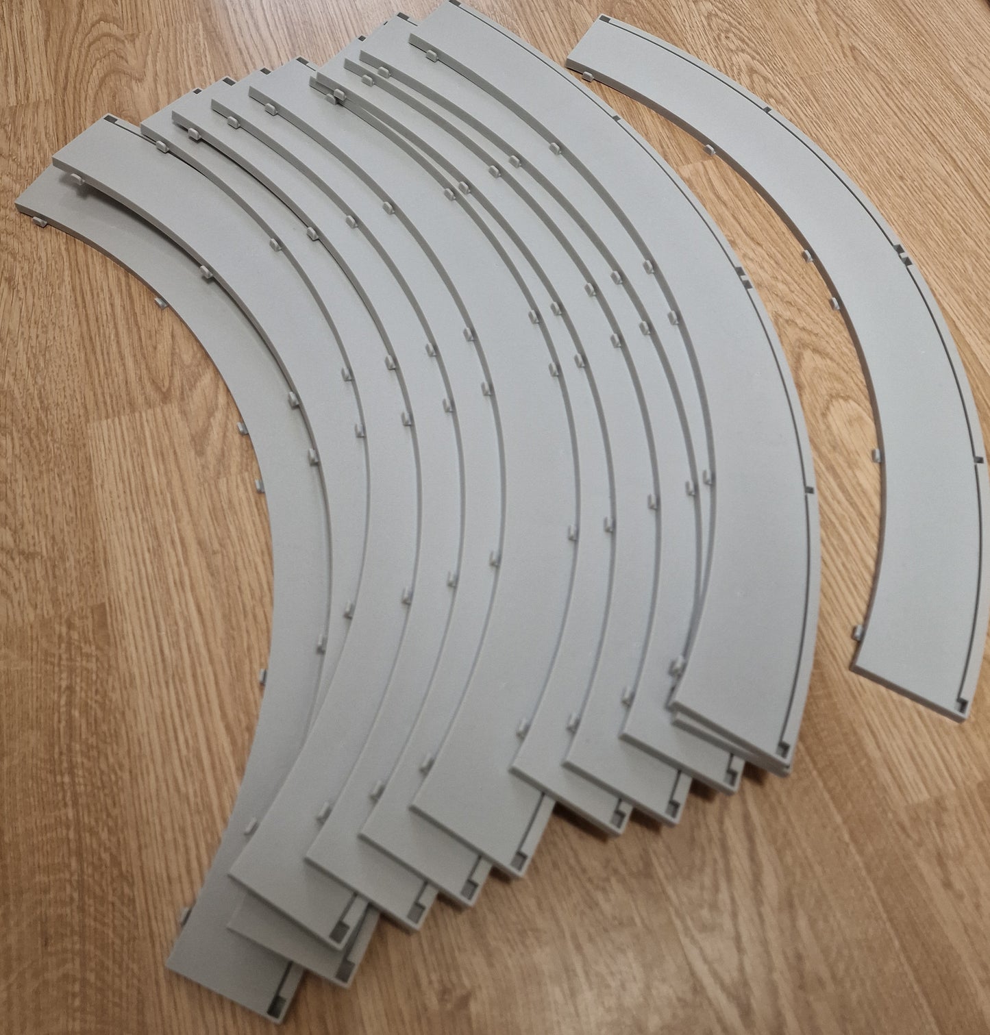 Scalextric Sport 1:32 Rad2 Grey Borders Outer x 12