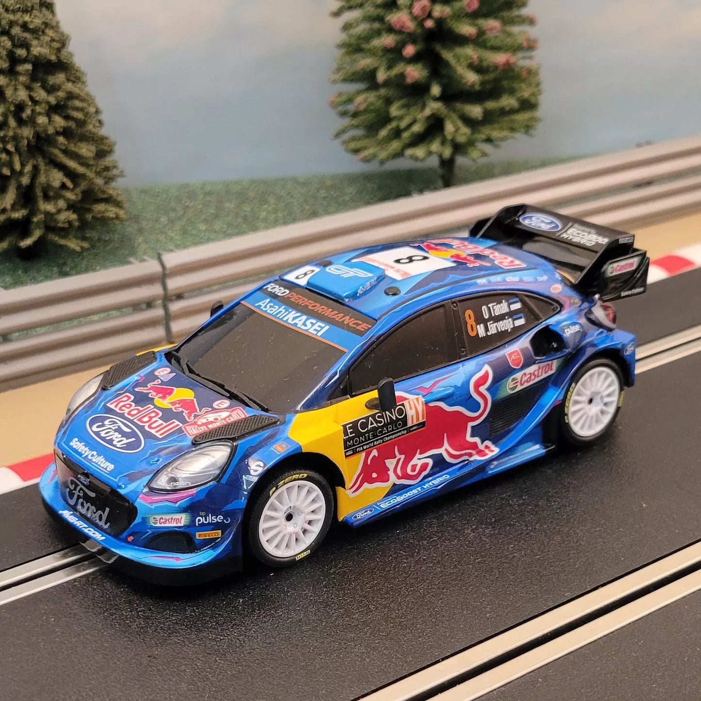 Coche Scalextric 1:32 - Aston Martin DBS rojo burdeos