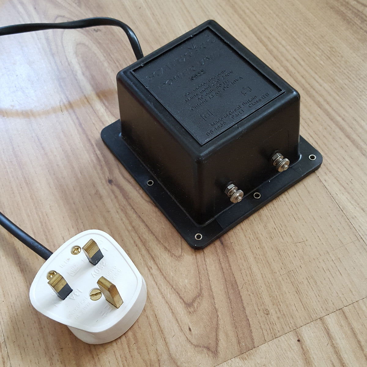 Scalextric Power Pack Mains Adaptor Transformer (Black Square Type) C922