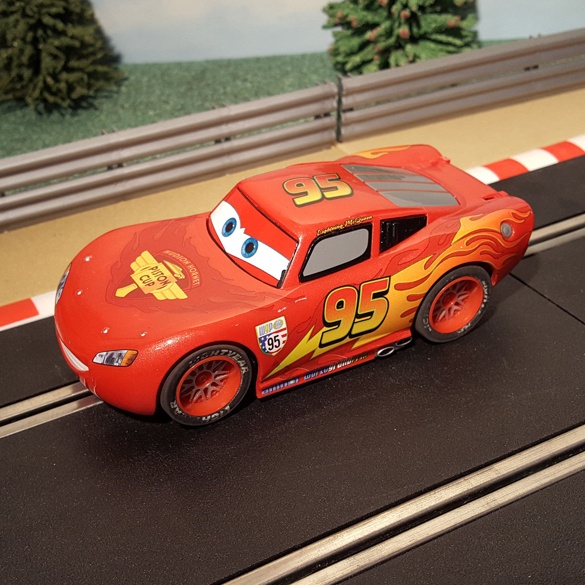Scalextric 1:32 Car - C3186 Disney Pixar Lightning McQueen #S