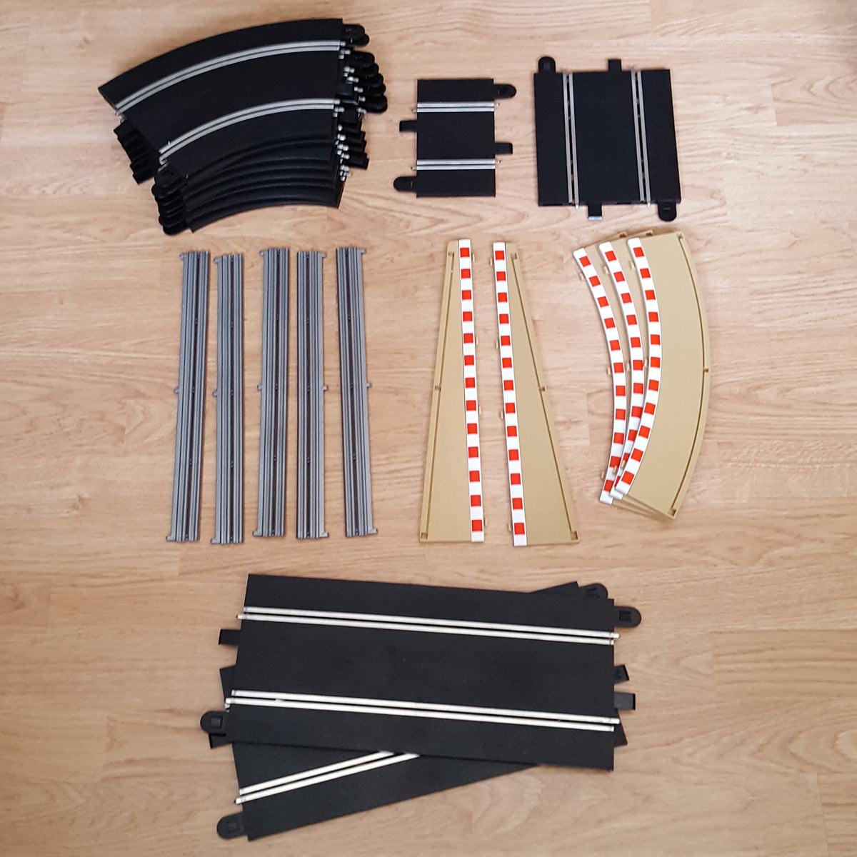 Scalextric 1:32 Sport Track - C8242, C8243 & C8244 Extension Pack A, B & C