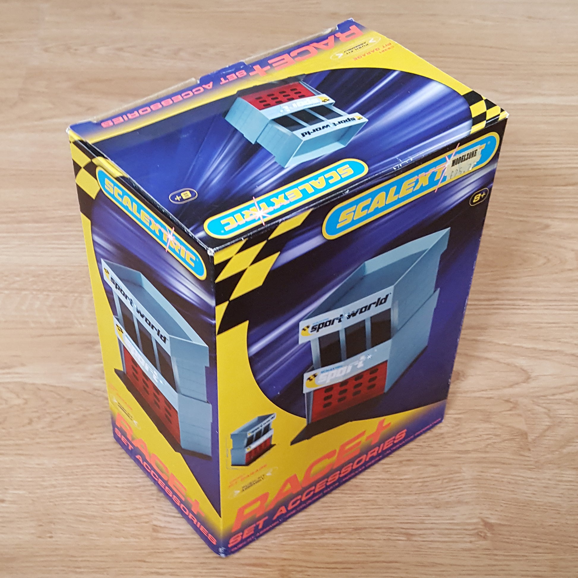 Scalextric Sport 1:32 Building - C8321 Pit Garage