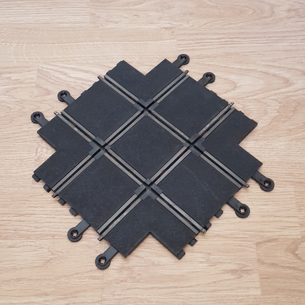 Scalextric Classic 1:32 Track - PT83 C249 Right Angle Crossing PLAIN #A