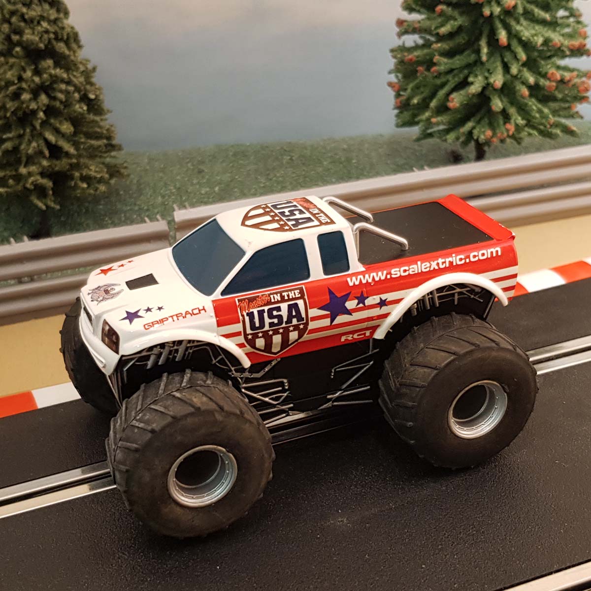 Scalextric 1:32 Car - Monster Truck In The USA