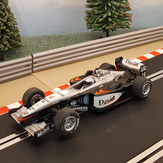 Scalextric 1:32 Car - C2263 F1 Mercedes Benz McLaren MP4-16 David #4 #MC
