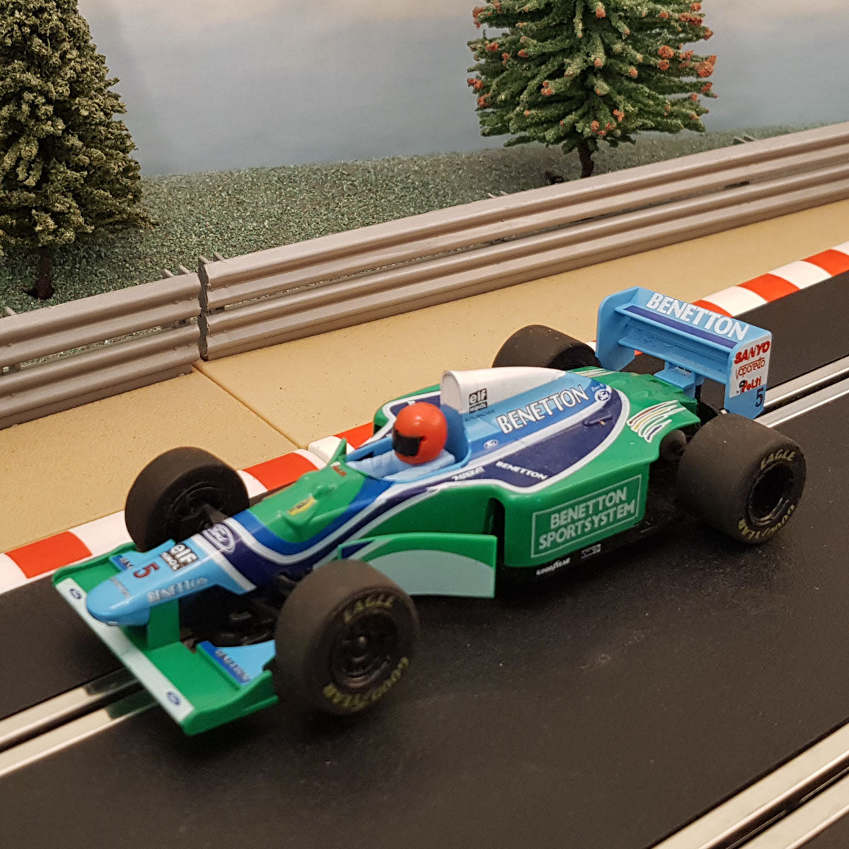 Scalextric 1:32 Car - C546 Formula One F1 - Ford Benetton #5