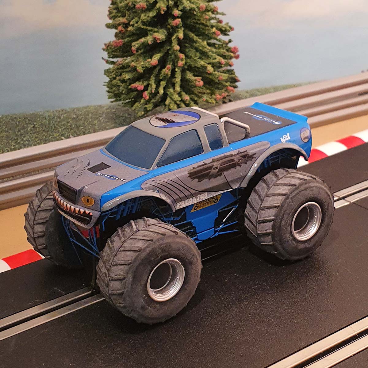Scalextric 1:32 Car - C3835 Monster Truck PREDATOR