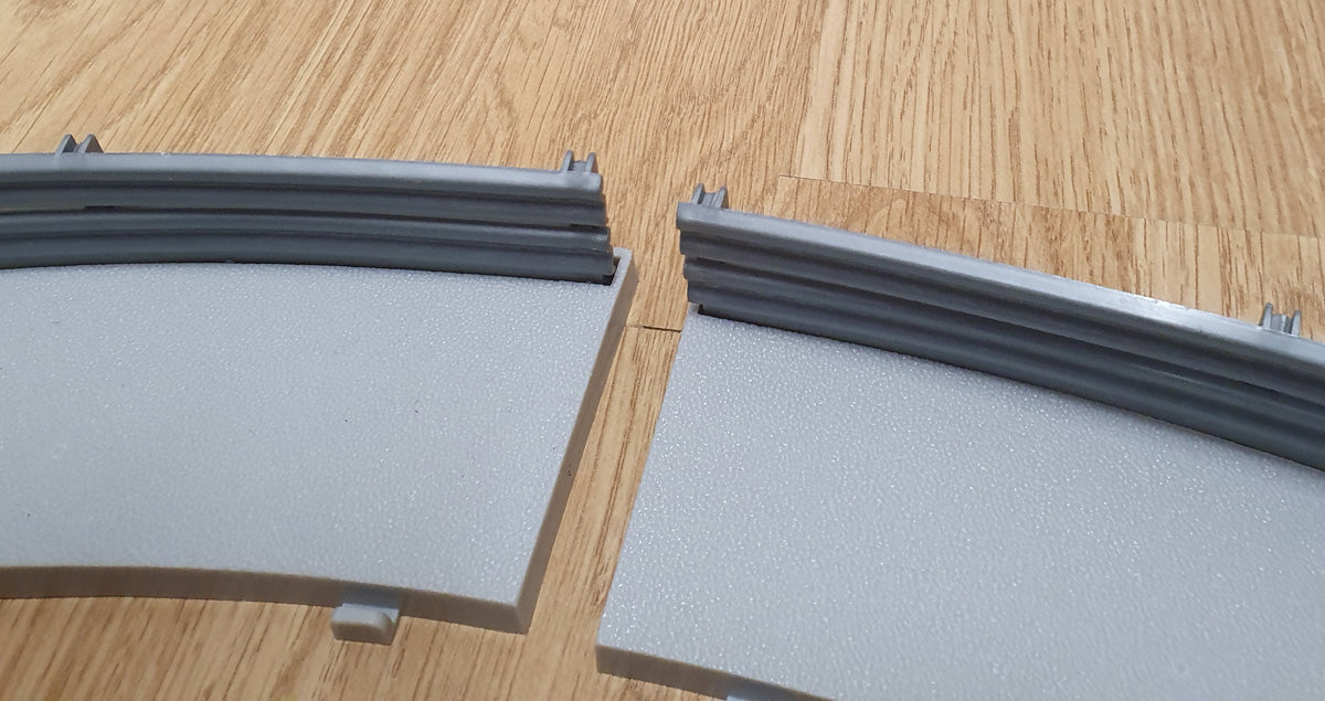 Scalextric Sport 1:32 Rad2 Outer Grey Borders & Barriers