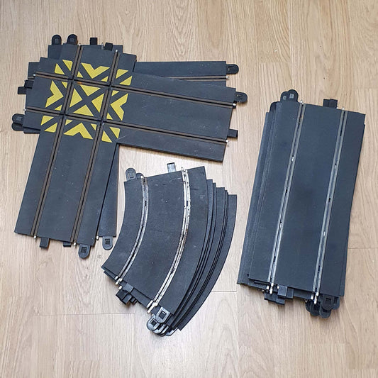Scalextric C8210 Crossover x2 C8205 Straights x8 C8206 Curves x8 #P
