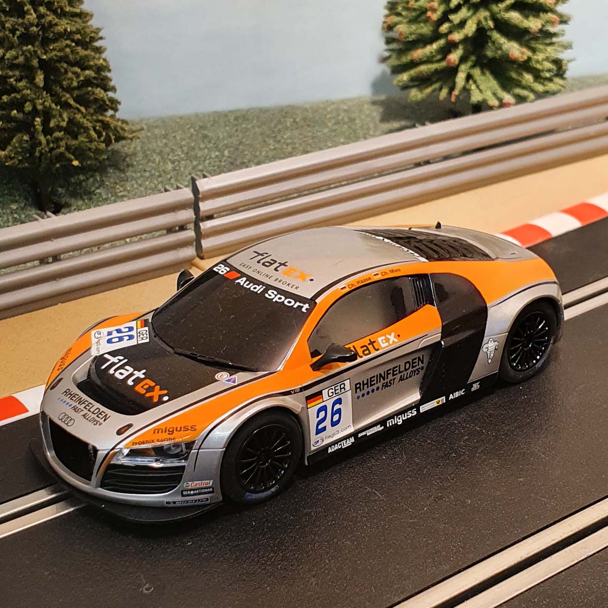 Scalextric 1:32 Car - Audi R8 GT3 FlatEX #26 #GS