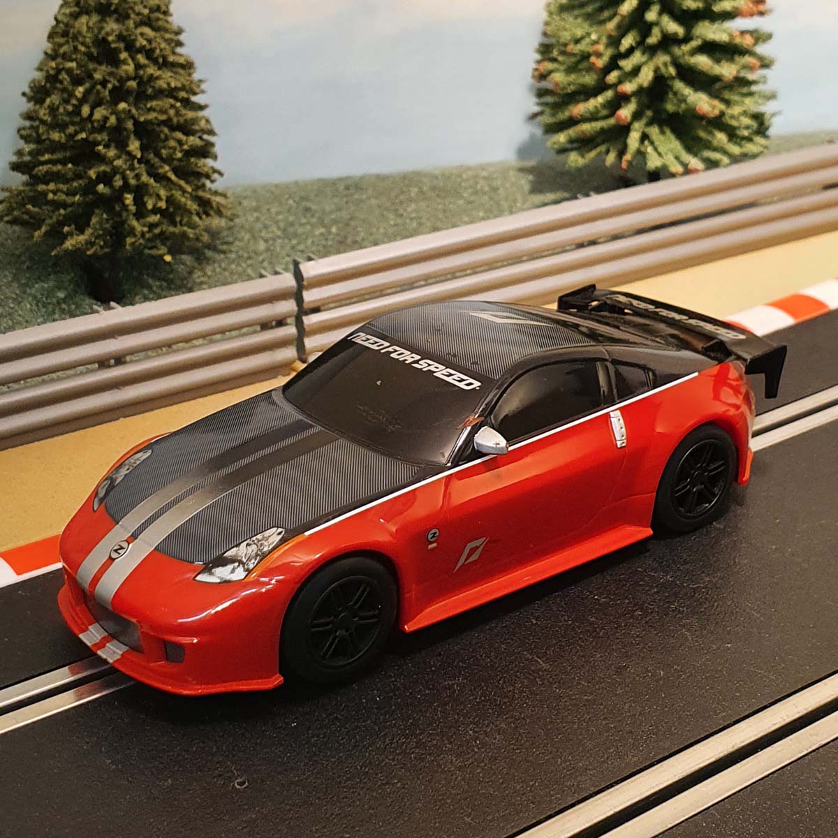 Coche de deriva Scalextric 1:32 - Rojo Need For Speed ​​Nissan 350Z #A