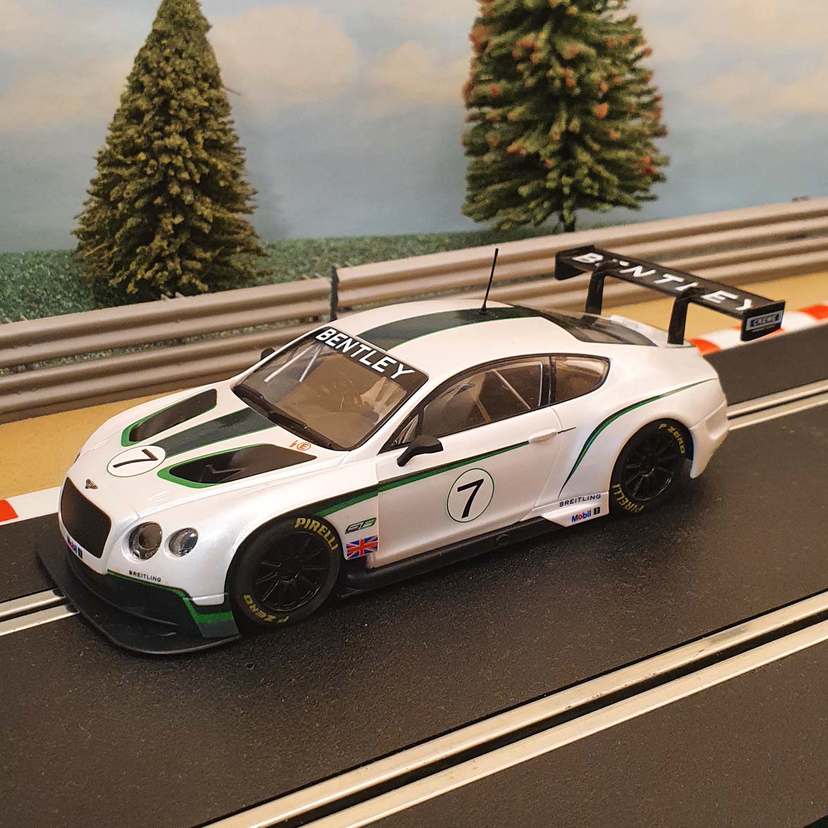 Scalextric 1:32 Car - C3514 Bentley Continental GT3 *LIGHTS* #7 #E