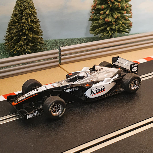 Scalextric C2668 McLaren Mercedes MP4 - 16 Kimi Raikkonen #9 #MI