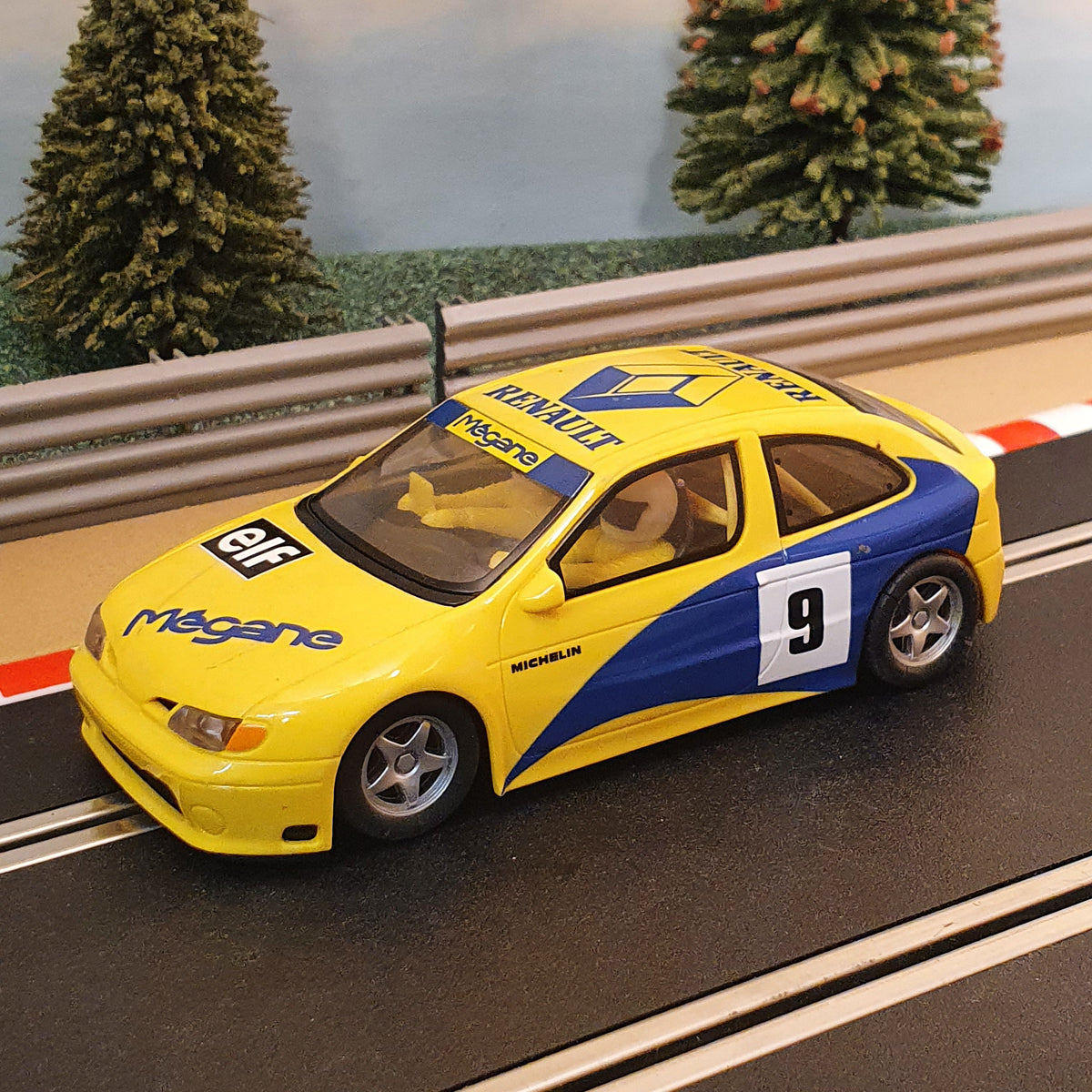 Scalextric 1:32 Car - Yellow Renault Megane #9 #S - Action Slot Racing