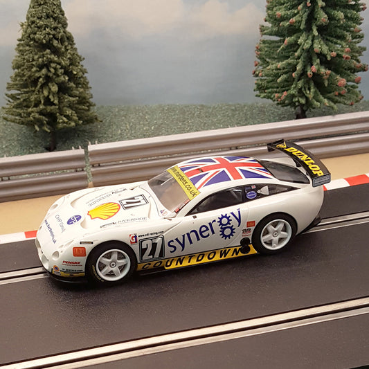 Scalextric 1:32 Car - C2590 White TVR T400R Synergy #27 *LIGHTS* #GWM