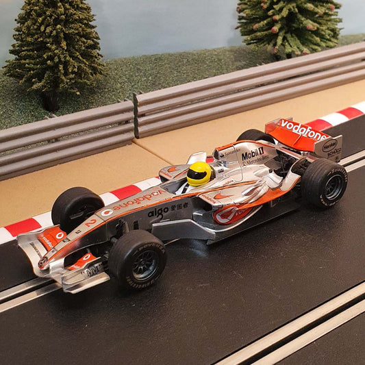 Scalextric 1:32 Digital Car - C2837D F1 Vodafone MP4-21 Lewis Hamilton #2 #MCK