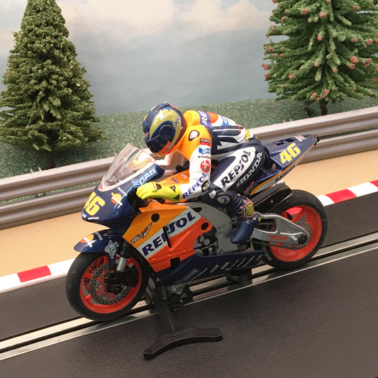 Scalextric 1:32 MotoGP Motorbike - C6000 Rossi Repsol Honda #46 ORANGE