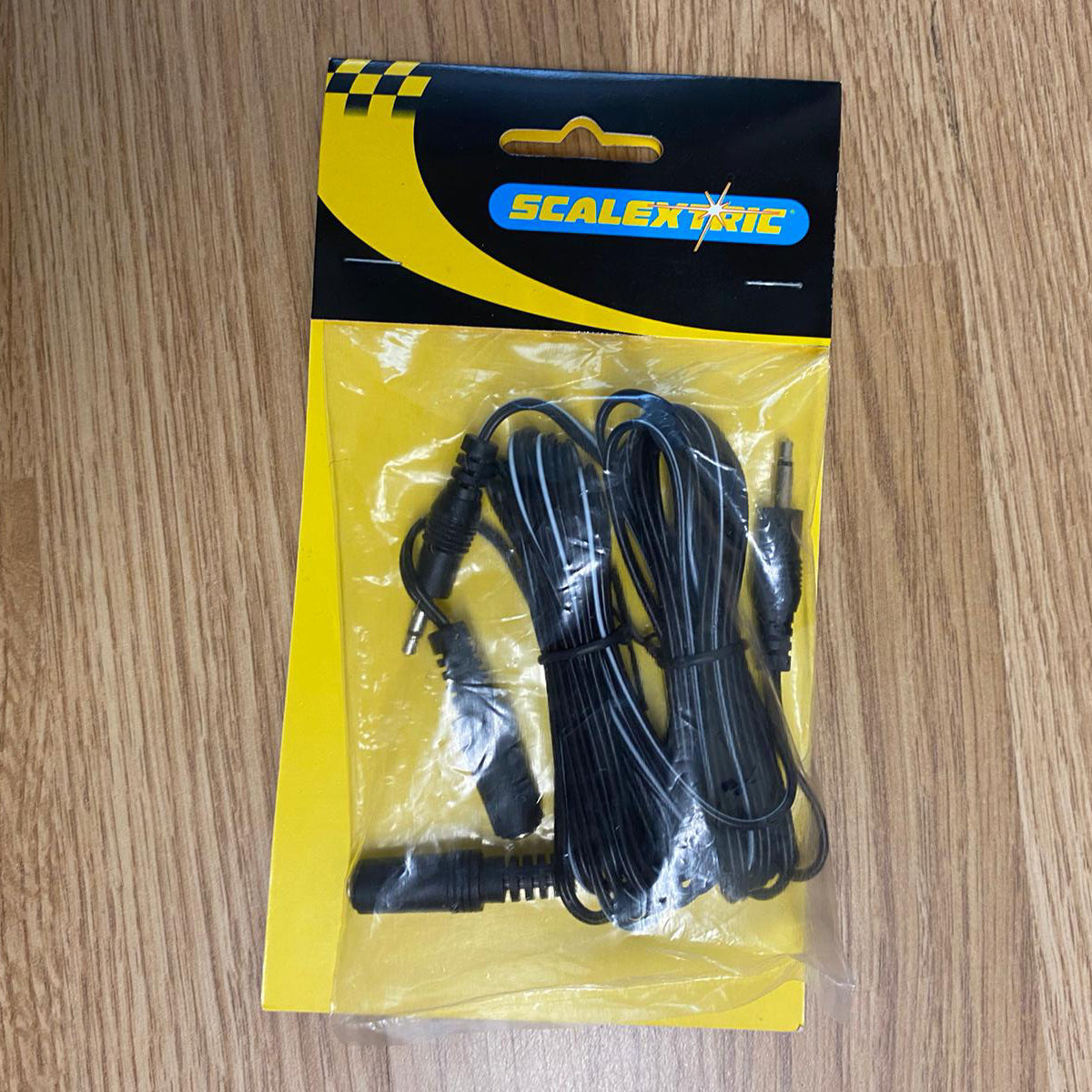 Scalextric C8008 Extension Cables / Classic Throttle Leads NEW