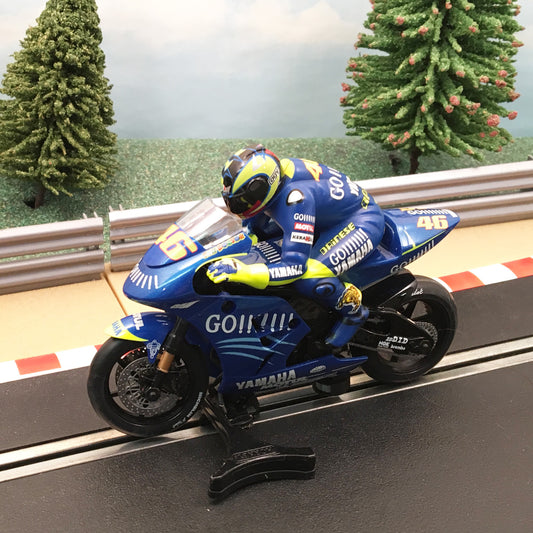 Scalextric 1:32 MotoGP Motorbike - C6005 Valentino Rossi Yamaha #46 BLUE