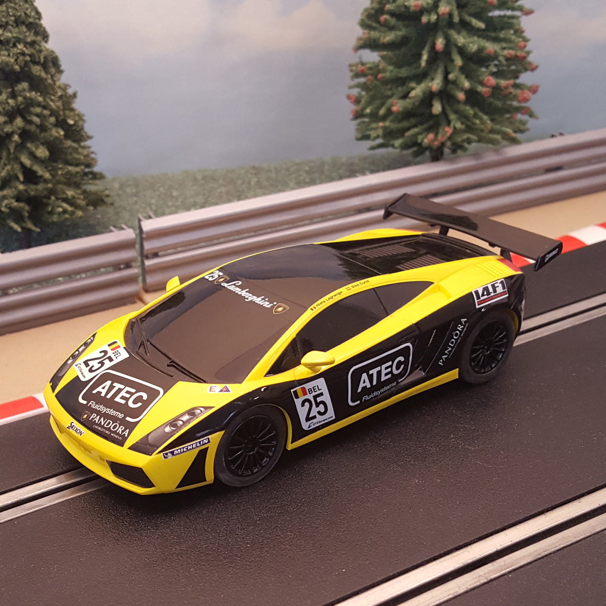 Coche Scalextric 1:32 - C3180 Lamborghini Gallardo ATEC #25