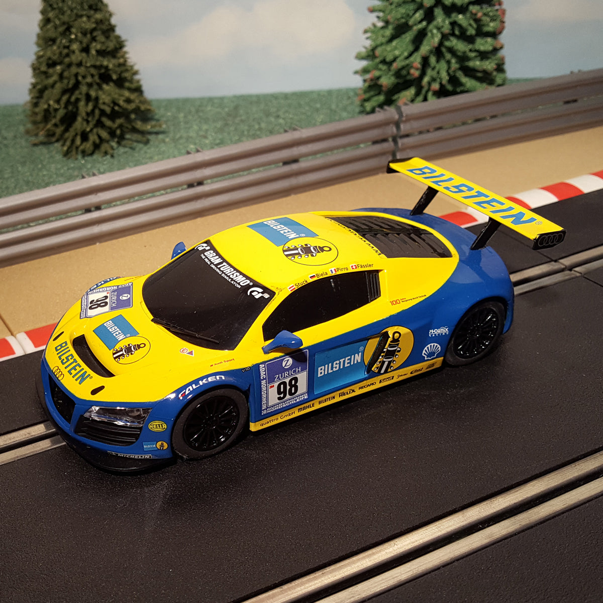 Scalextric 1:32 Car - C3045 Audi R8 LMS GT3 'Bilstein' #98 #G
