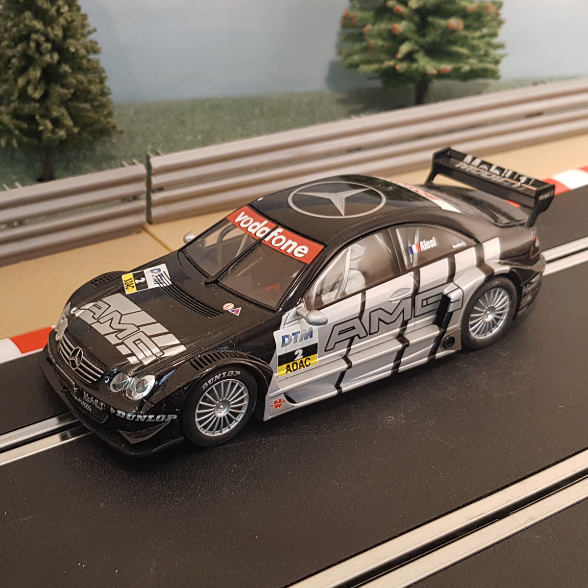 Scalextric C2392 Mercedes CLK DTM AMG Alesi #2 *LIGHTS* #E