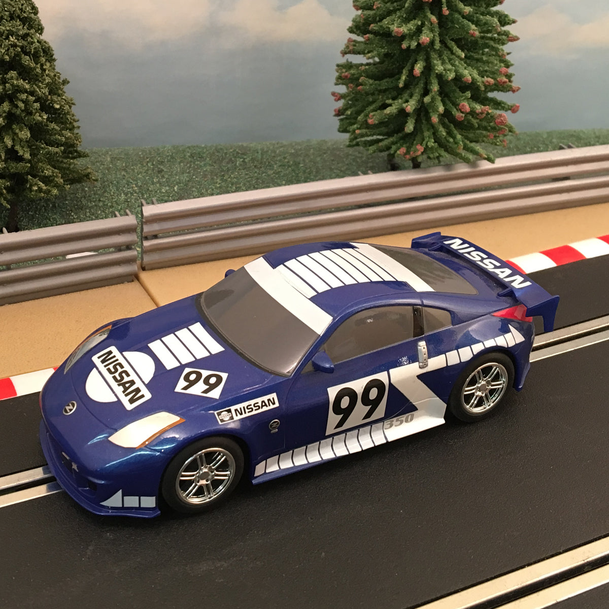 Scalextric 1:32 Drift Car - Blue Nissan 350Z #99