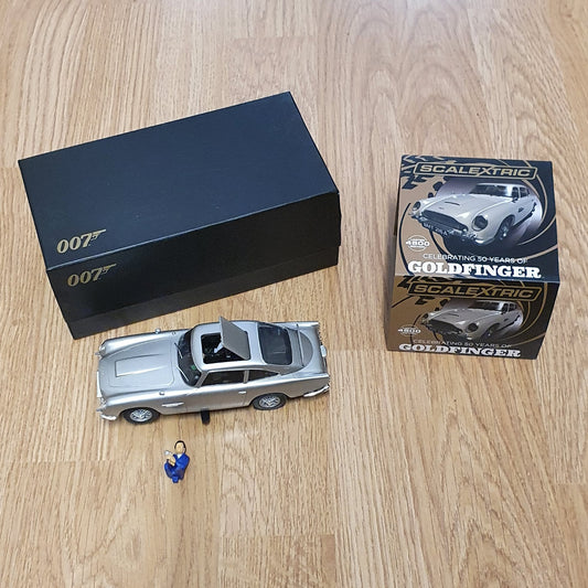 Coche Digital Scalextric 1:32 - C3664A James Bond Aston DB5 Goldfinger 50 Años