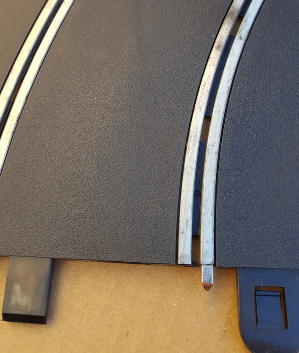 Scalextric Sport Track - C8297 'NNB' Rad3 Banked Curves 45º x 2 & 4 Supports #A