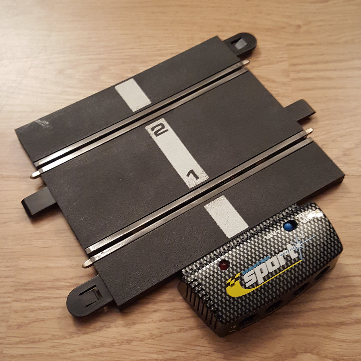 Scalextric Sport 1:32 Powerbase - Half Straight Track C8217 #A