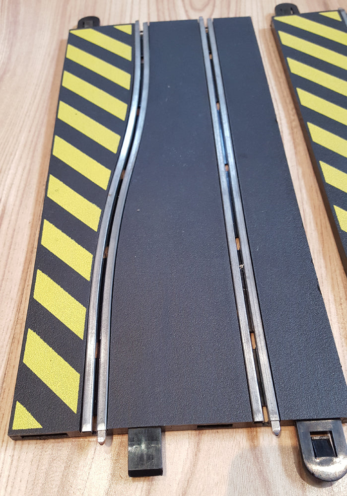 Scalextric Sport 1:32 Track - C8246 Hatched Chicane, Ramp & Borders #A