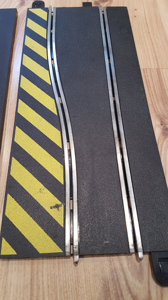 Scalextric Sport 1:32 Track - C8246 Hatched Chicane, Ramp & Borders #A