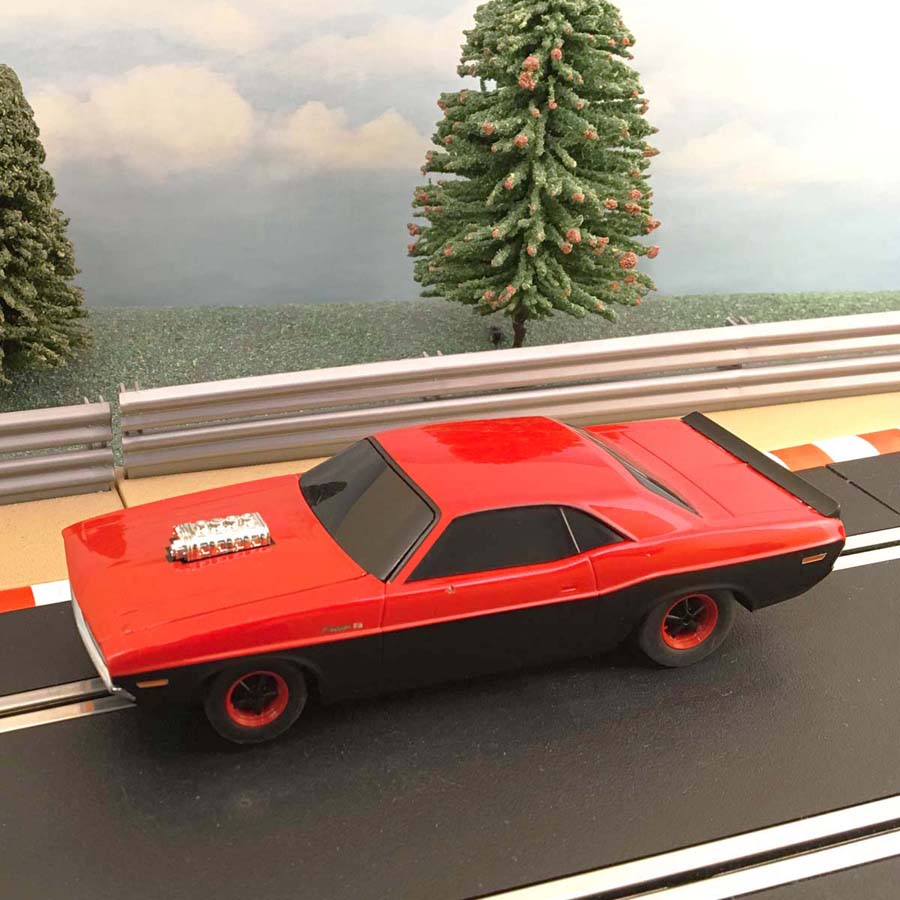 Scalextric ex C1310 Dodge Challenger - Red & Black *LIGHTS* #NM